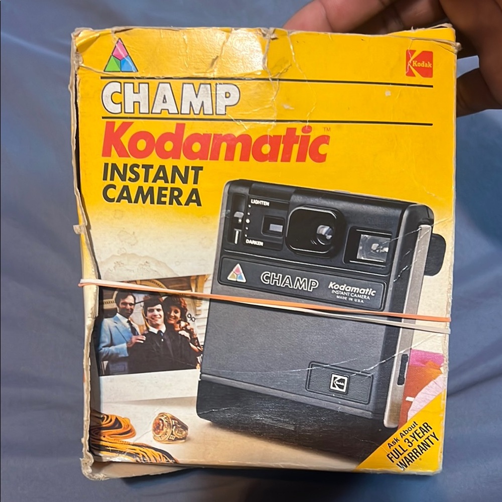 Vintage Kodamatic instant camera